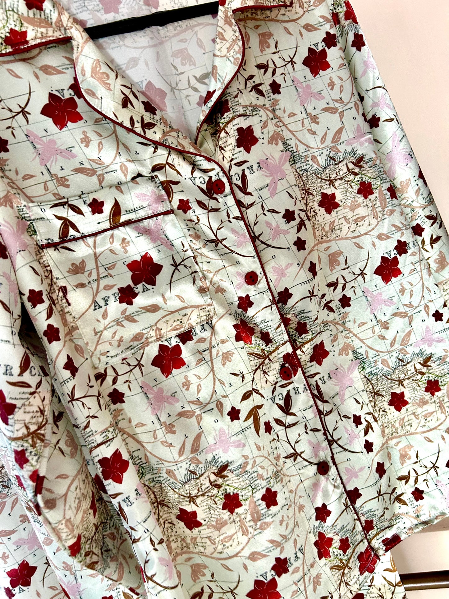 África y Abejas Pijama