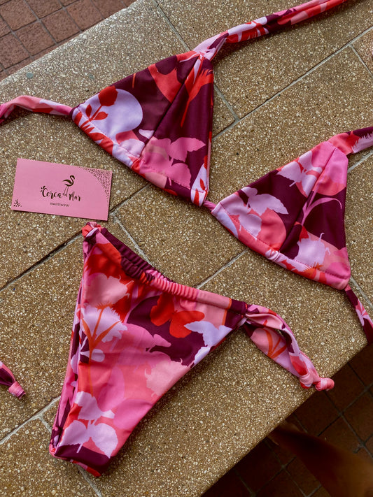 Jardín Flores (Tan Line)